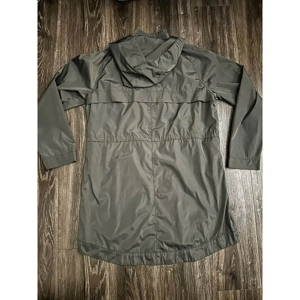 Women’s Athletic Works Lightweight Windbreaker Jacket size XL